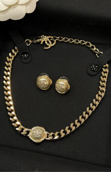 CHANEL Earrings & Necklace Set